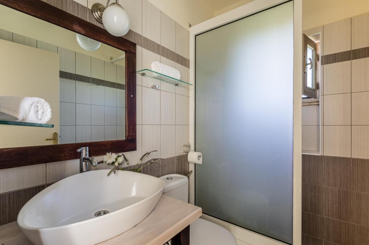 Tria Luxury Residences Stoúpa Exteriér fotografie