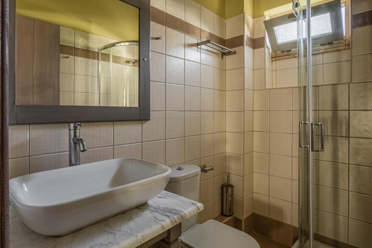 Tria Luxury Residences Stoúpa Exteriér fotografie